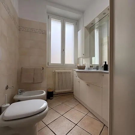 - Casa Mafy Apartament Bellano